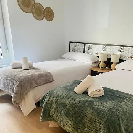 Carte Du Monde By Aroom Vut-le-967 레온