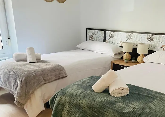 Carte Du Monde By Aroom Vut-le-967 레온