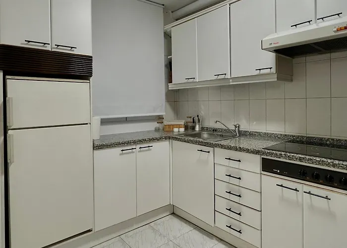 Carte Du Monde By Aroom Vut-le-967 레온