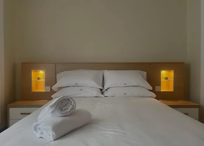 Carte Du Monde By Aroom Vut-le-967 아파트 레온